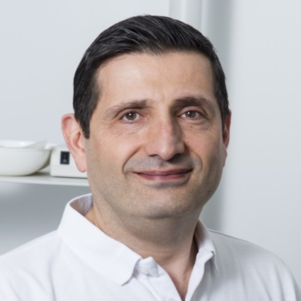 Dr. Ümit Alici